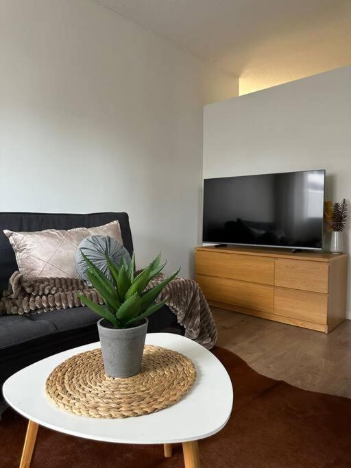 רובניימי Central City Suite - King Size Bed - Wi-Fi - Sauna מראה חיצוני תמונה